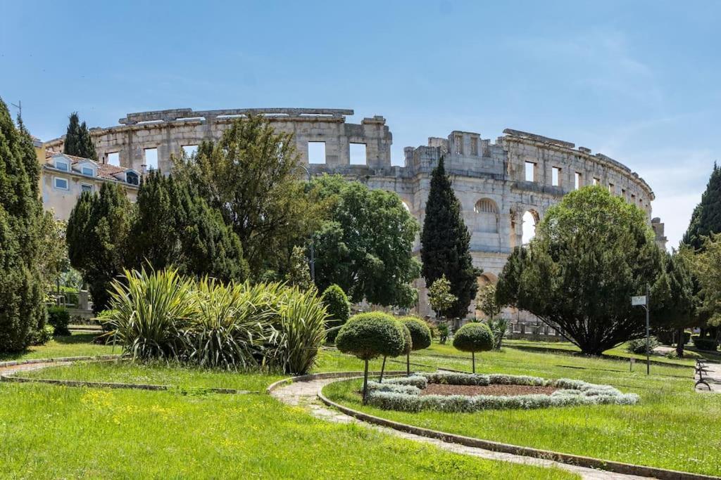 PUY Sunny Apartment Ili Near Amfiteatar מראה חיצוני תמונה