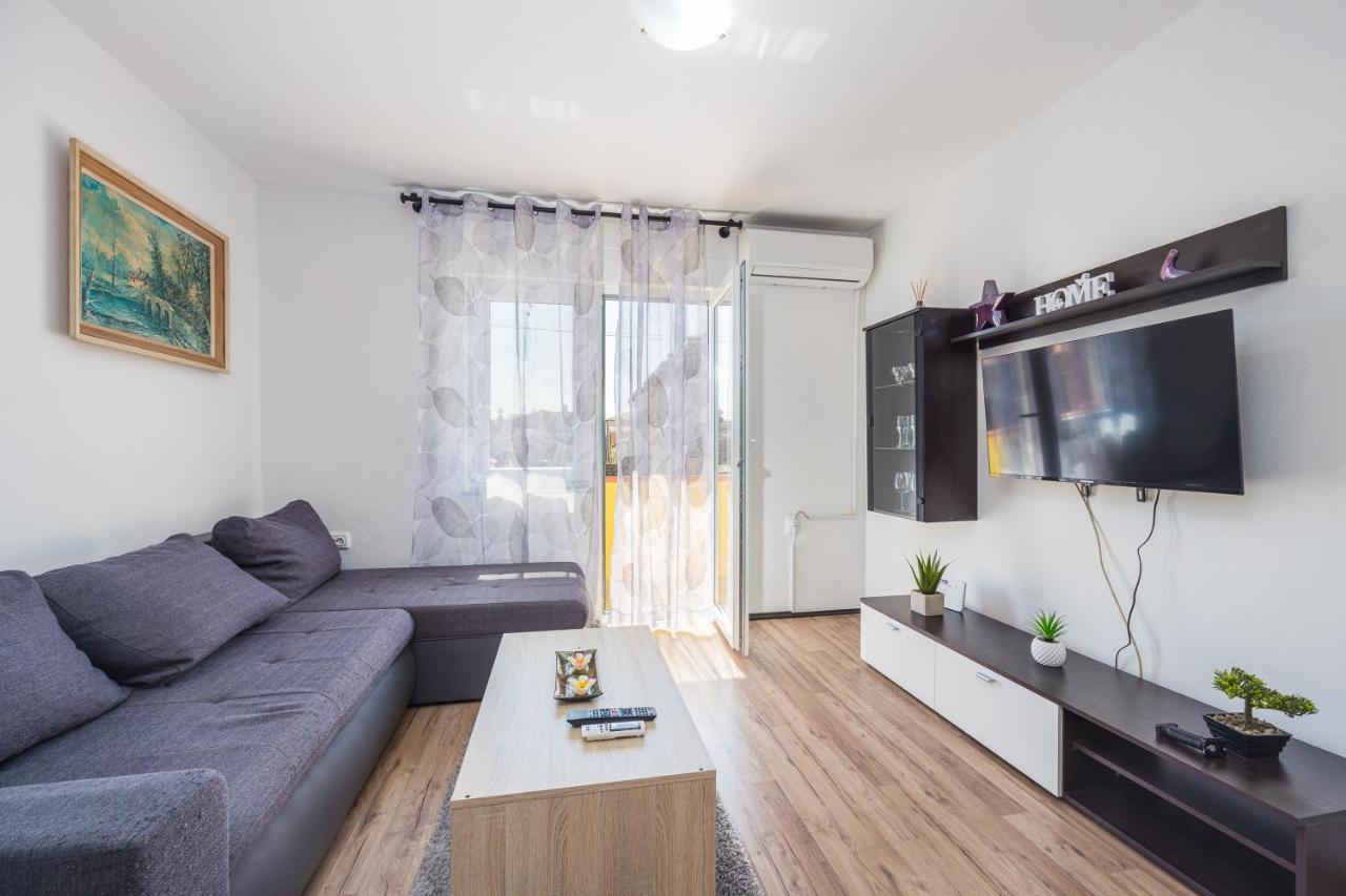 PUY Sunny Apartment Ili Near Amfiteatar מראה חיצוני תמונה